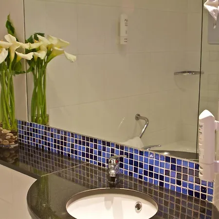 Hotel Express Campo De Gibraltar-barrios By Ihg 3*