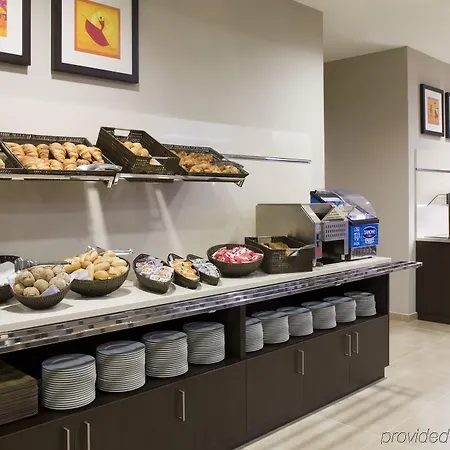Express Campo De Gibraltar-barrios By Ihg Hotell