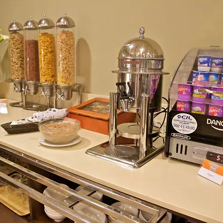 Hotel Express Campo De Gibraltar-barrios By Ihg 3*