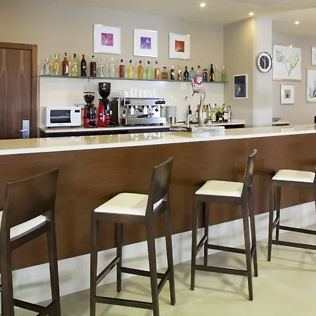 Express Campo De Gibraltar-barrios By Ihg
