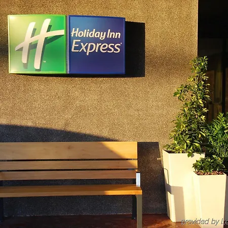 Express Campo De Gibraltar-barrios By Ihg Otel 3*